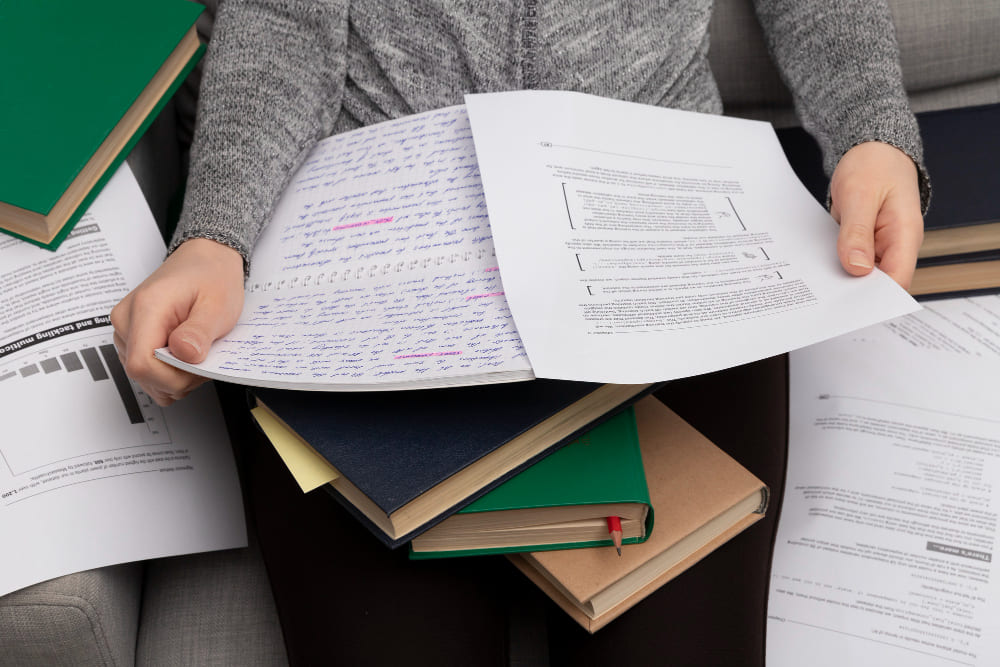 Descubre cuáles son las oposiciones más demandadas y cómo preparartelas.